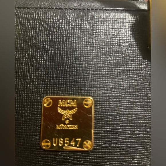 MCM Bucket Bag Small Black - Picture 10 of 11